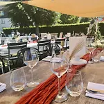 ホテル Restaurant Du Barrez Logis 3*
