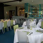ホテル Restaurant Du Barrez Logis 3*