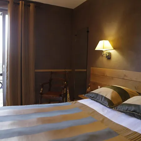 Restaurant Du Barrez Logis 3* 뮈르드바레즈