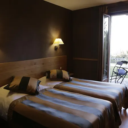 Hotel Restaurant Du Barrez Logis 3*