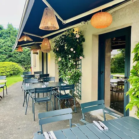 Restaurant Du Barrez Logis Mur-de-Barrez