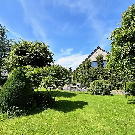 Restaurant Du Barrez Logis 호텔 3*