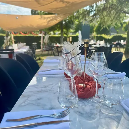 Restaurant Du Barrez Logis Hotel