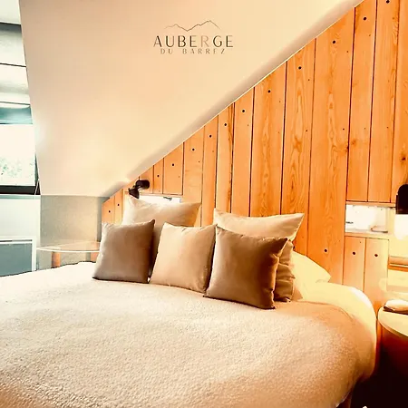 Restaurant Du Barrez Logis Mur-de-Barrez