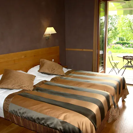 Restaurant Du Barrez Logis Mur-de-Barrez