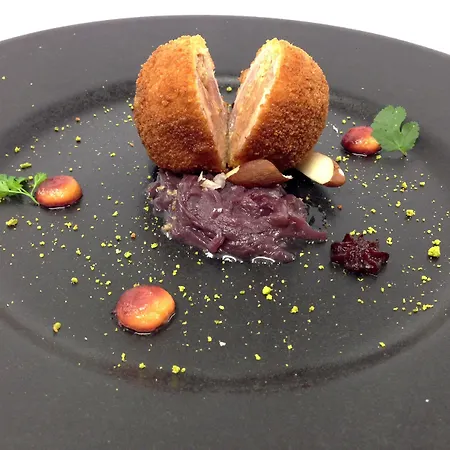 Restaurant Du Barrez Logis 호텔 뮈르드바레즈