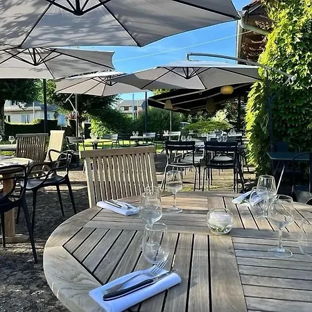 Restaurant Du Barrez Logis Hotell Mur-de-Barrez