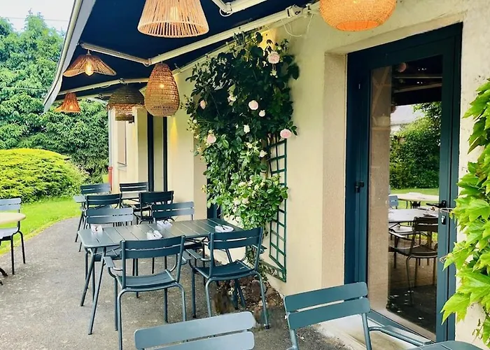 Restaurant Du Barrez Logis Mur-de-Barrez