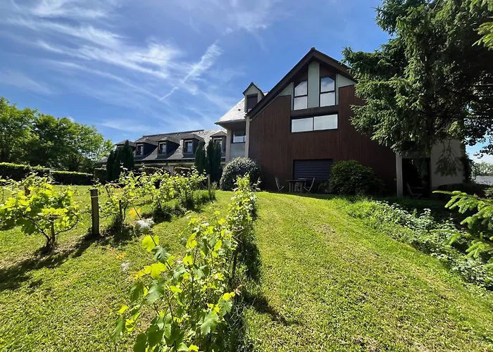 Restaurant Du Barrez Logis מלון 3*